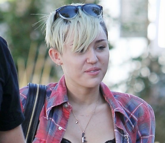 Miley Cyrus without makeup